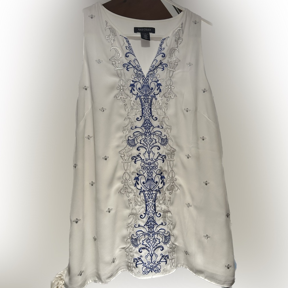 WHBM sleeveless embroidered top